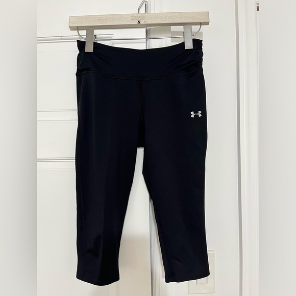 Womens Under Armour fitted coupe ajustee XS capri pants - Picture 1 of 7